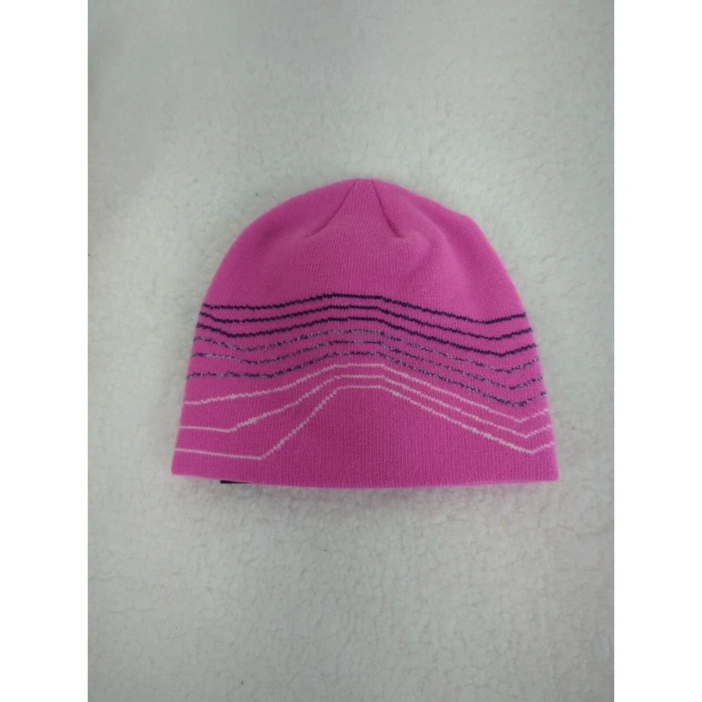 Under Armour Girl's Youth Medium Purple Winter Hat Beanie Cap,‎ Logo
